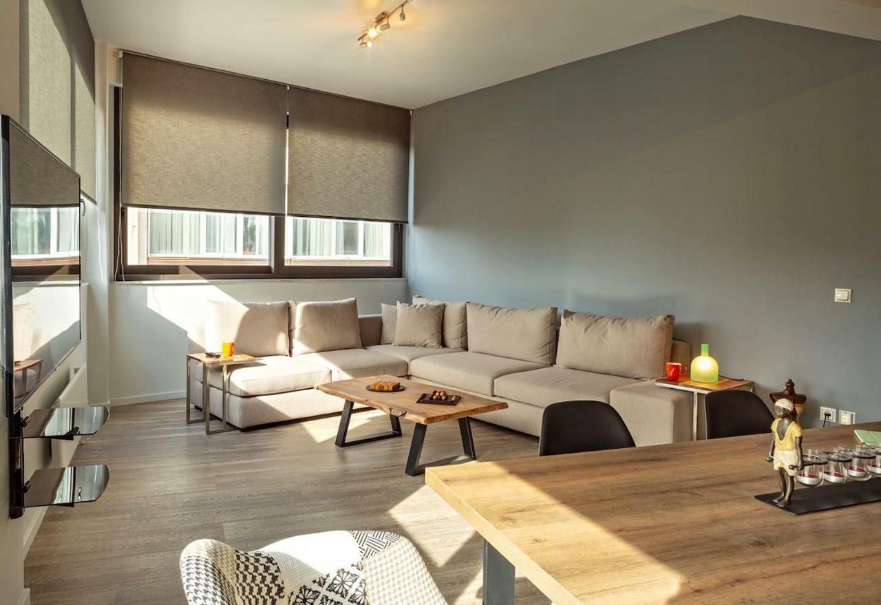 The 2 Bdrs/2 Baths Luxury Athènes